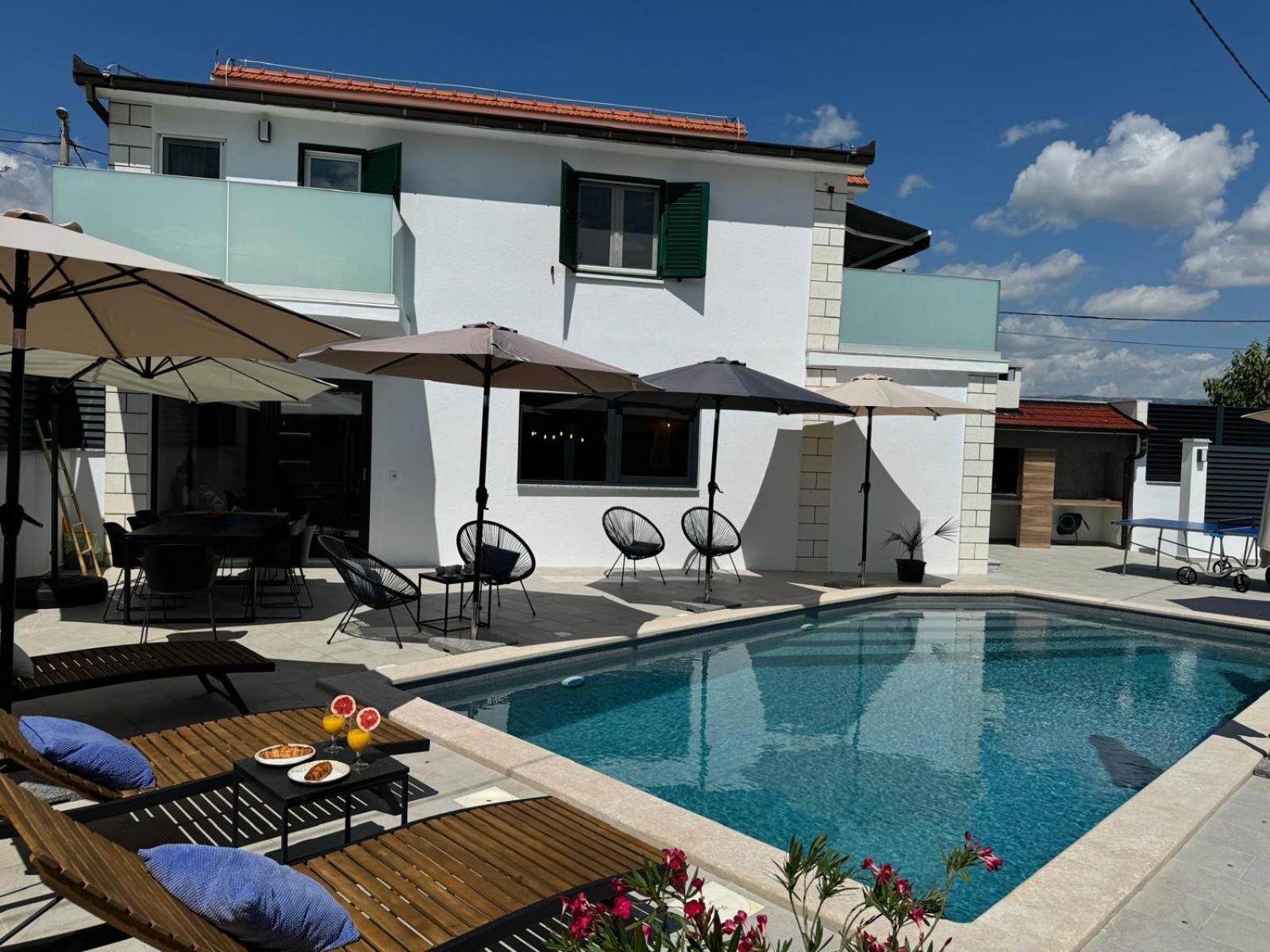 Water Spring Villa Hrvace ภายนอก รูปภาพ